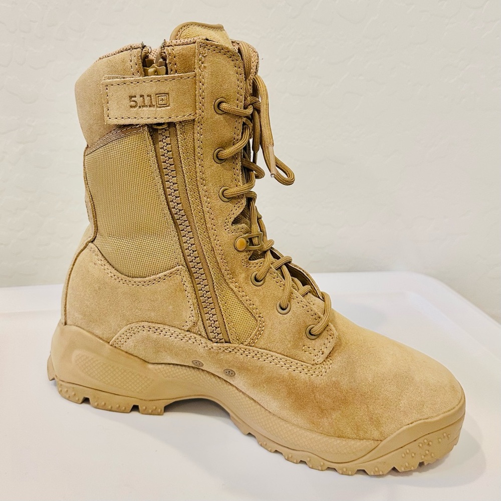 5.11 Tactical A.T.A.C 8” Boots Men 10 Women 11.5 Coyote Brown Side Zip